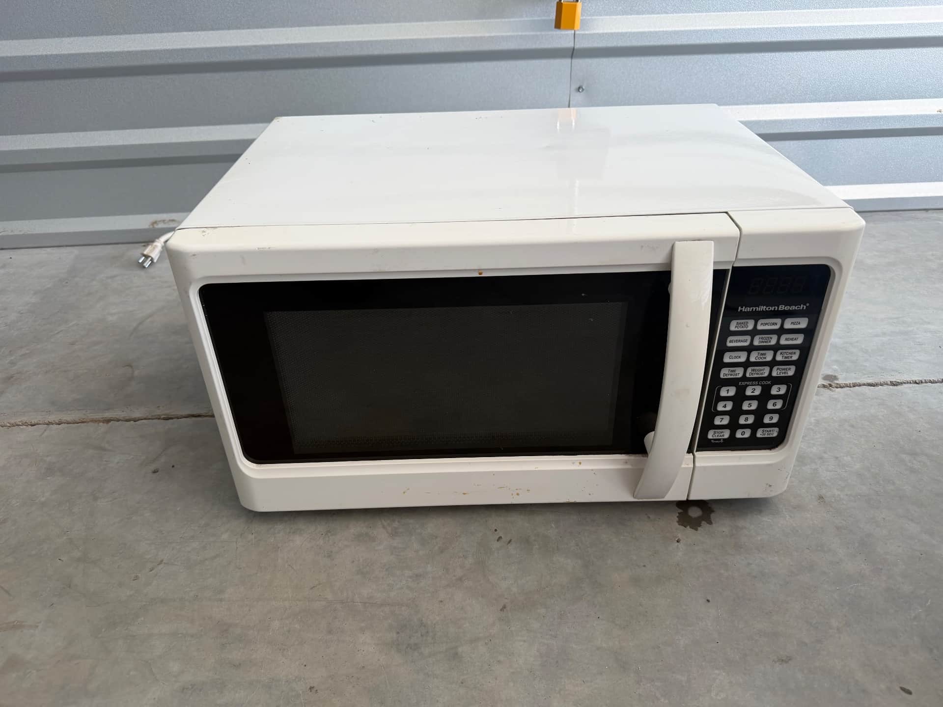 Hamilton Beach 1000W Microwave