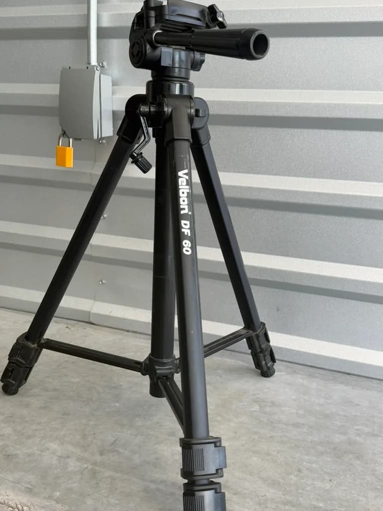 Velbon DF 60 Tripod